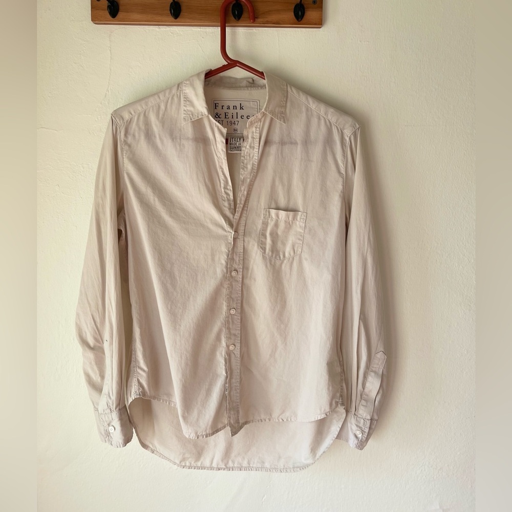 Frank & Eileen button Down Size small